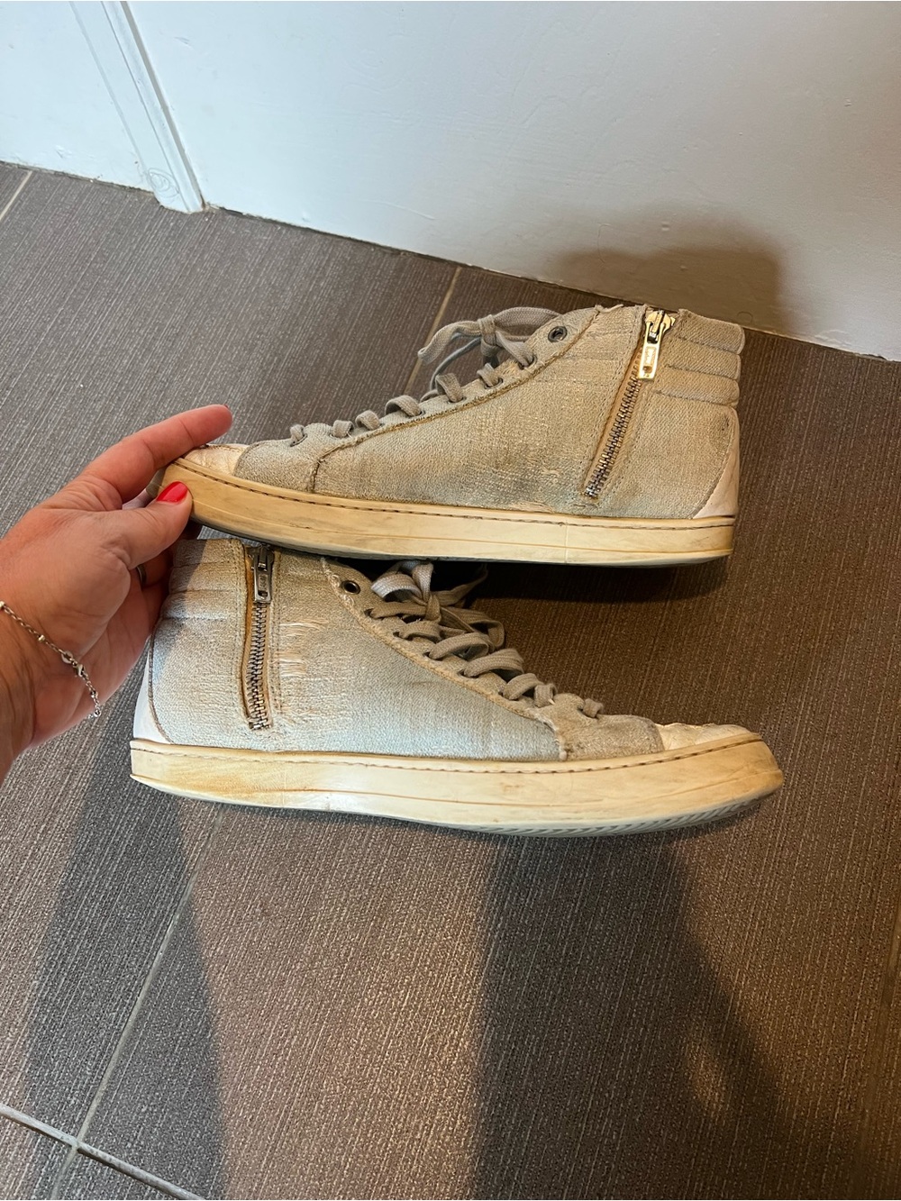 P448 Women's High-Top Sneakers in Light blue/cream with Side Zippers